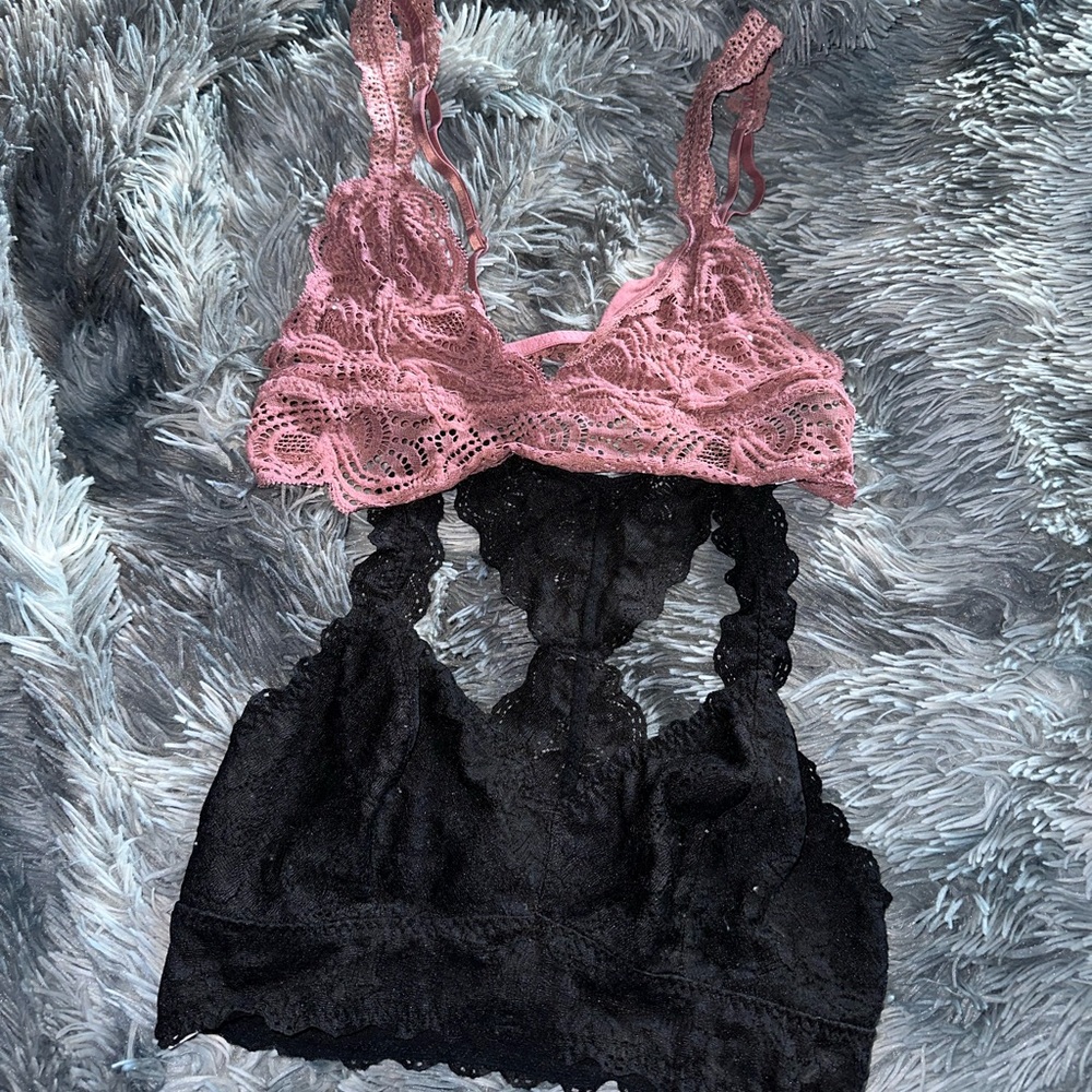 2 small bralettes!